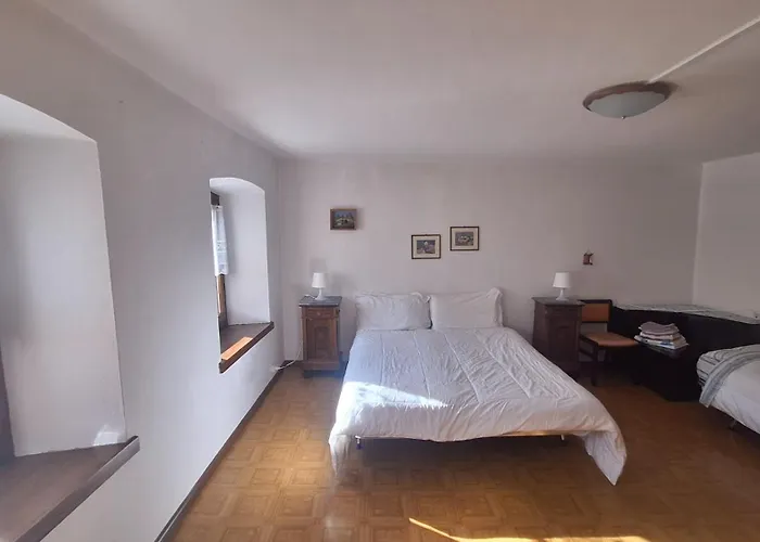 דירה Breakfast With Mountains View Dosoledo