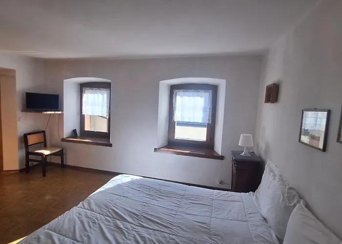 Breakfast With Mountains View *