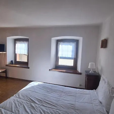 Breakfast With Mountains View *